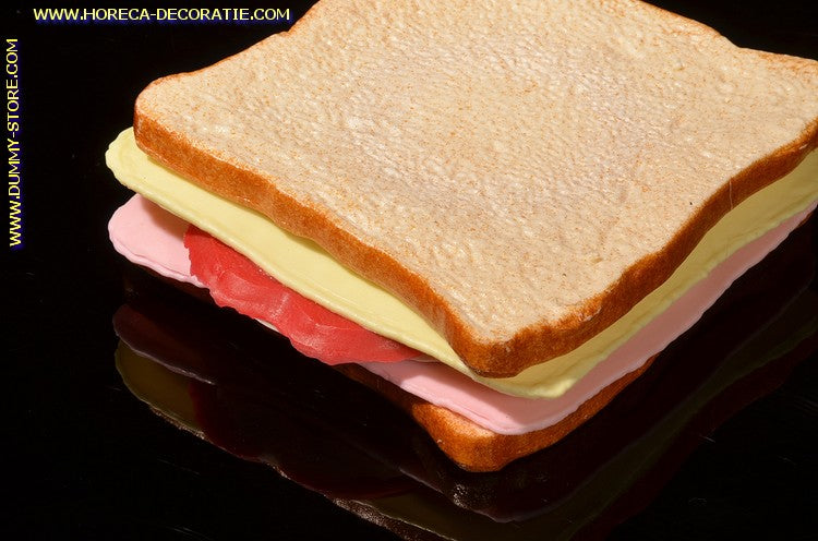 Toast, ham, cheese, tomato and lettuce - 11x11x3.5 cm dummy