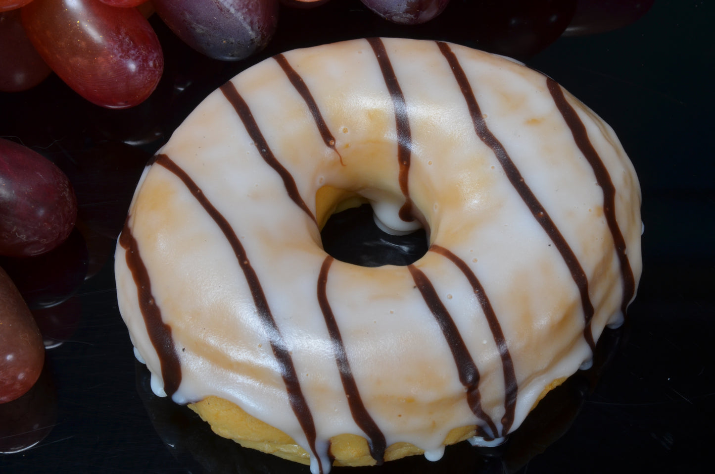 Donut brown - fake (9x3 cm)