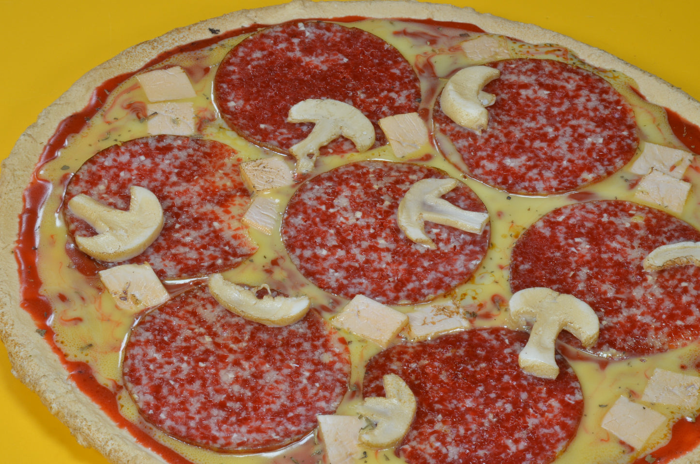 Pizza, Salami - fake