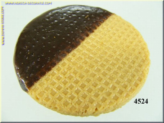 Ice cream biscuit G Round with chocolate