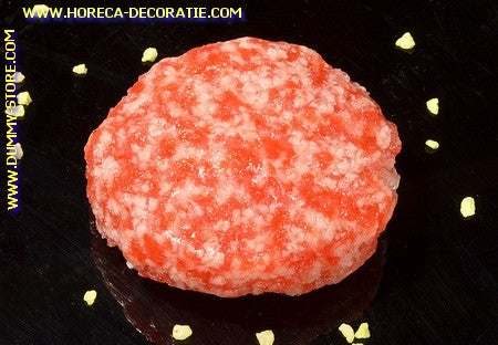 Steak Tartare - raw Hamburger - dummy 8x2 cm