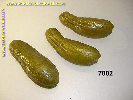 Cucumber 9x3 cm - imitation, 1 piece