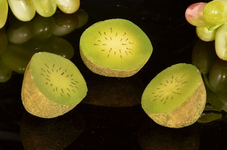 Kiwi, half, 3 pieces, 65x70 mm - Fruit dummy