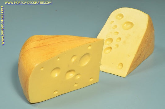 Cheese, (Gouda) 2 pieces, size: 1/8 - 170 x 105 mm - Cheese