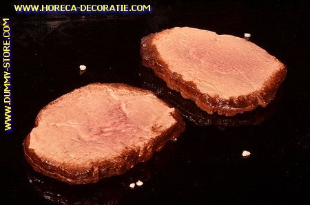 Roast beef, 2 slices - 130x100 mm - dummy