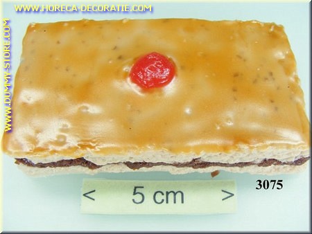 Cookie with red fruit - fake - dummy