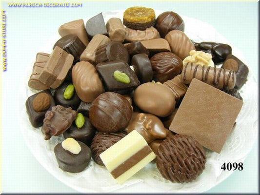 Praline assortment, 50 pieces - imitation
