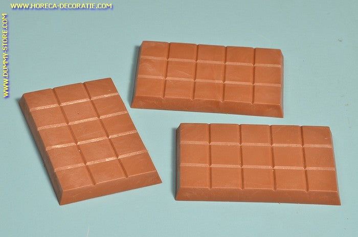 Chocolate bar, milk, 3 pieces - 7x10 cm