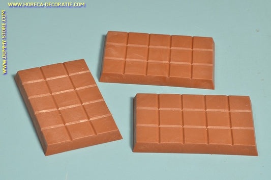 Chocolate bar, milk, 3 pieces - 7x10 cm