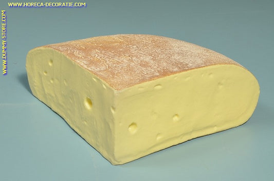 Cheese, quarter piece - 370 x 100 mm - Cheese dummy