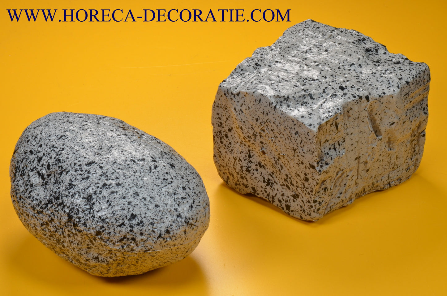 Stone. round-shaped 18x11 cm dummy